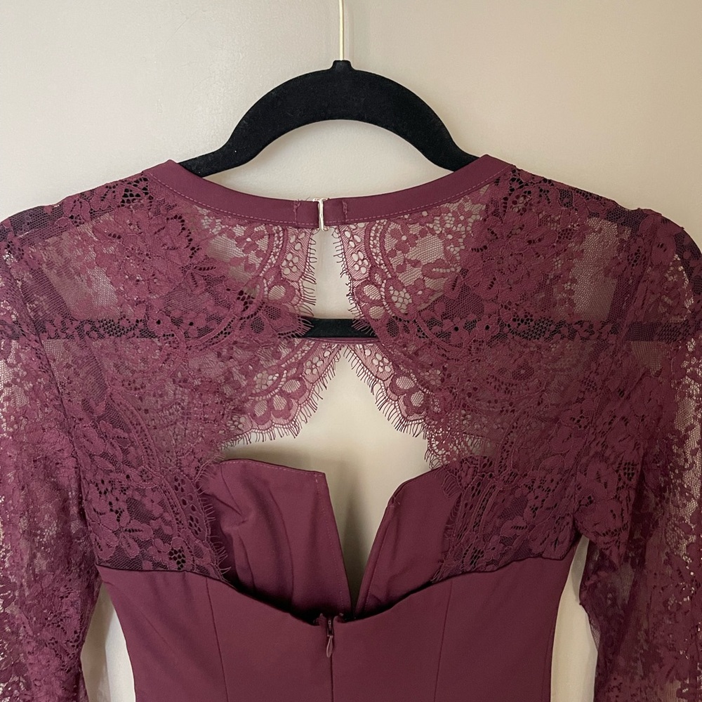 HOUSE OF CB | Rasin Lace Dress - Picture 4 of 4